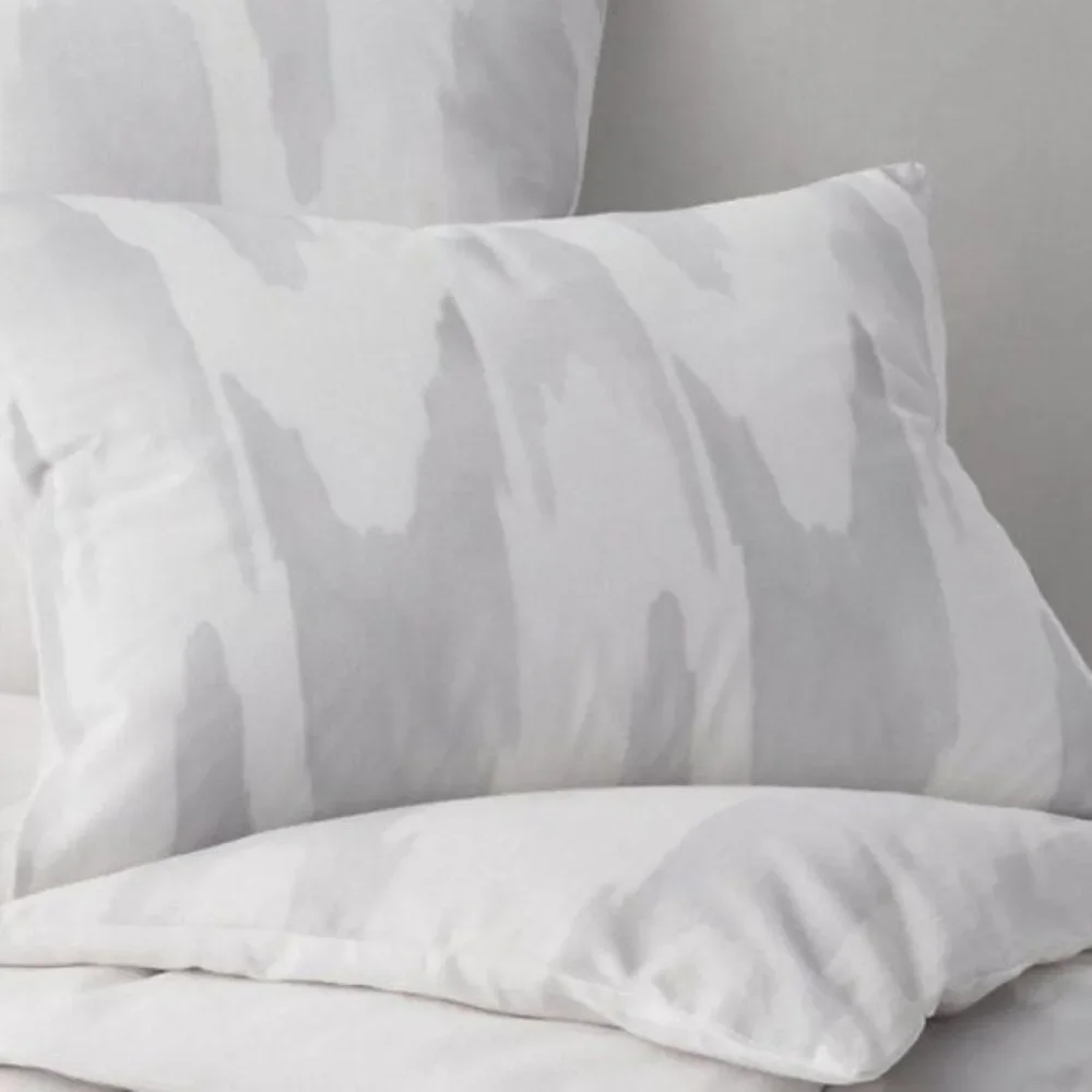 Restoration Hardware RH Teen Grey/White Ombre Flame Ikat Standard Sham Cotton